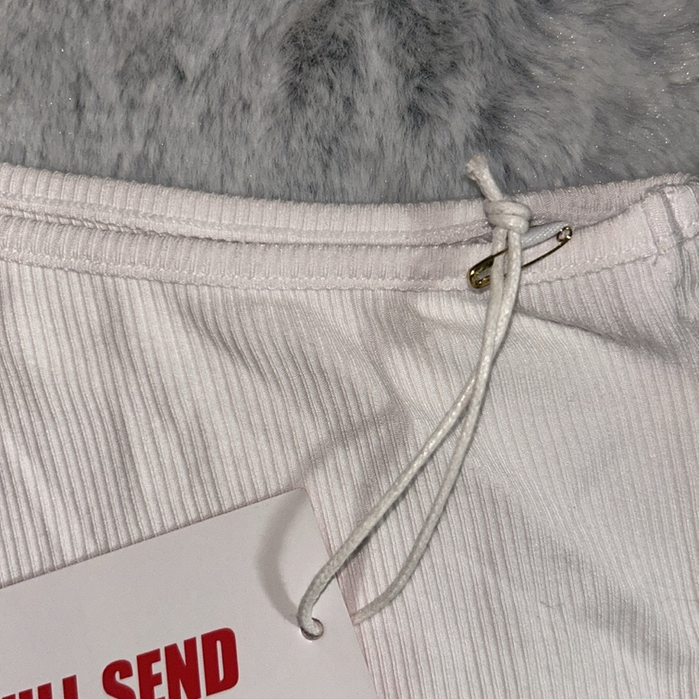 Full Send Off-Shoulder Ribbed Top NWT size L - Picture 4 of 5